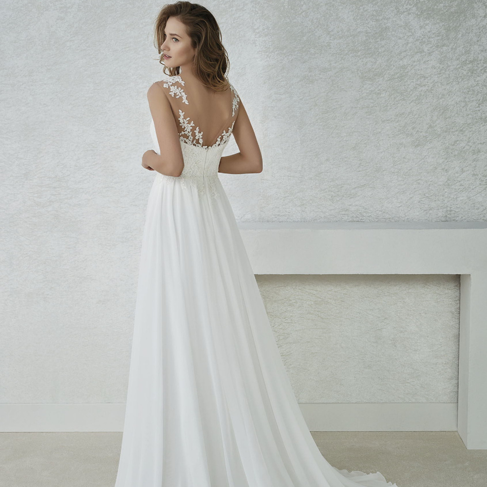 White One by Pronovias Wedding Dress Firenze - Picture 2 of 8